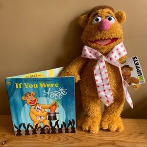 Fozzie Bear  Book & Plush - New